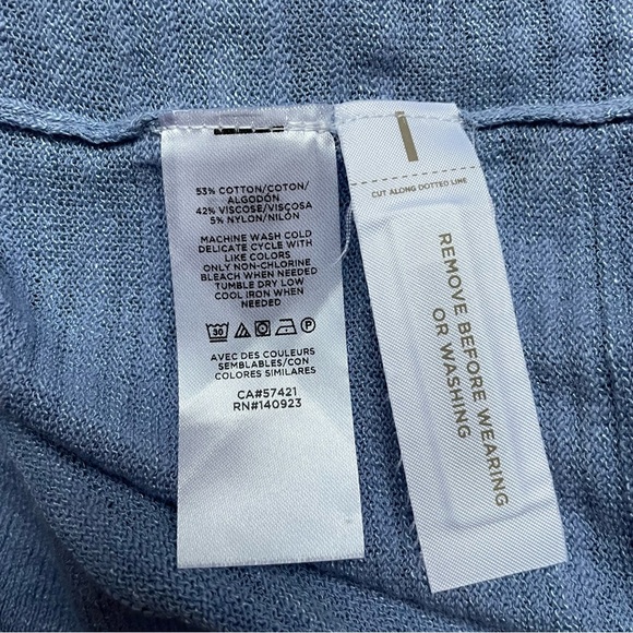 LOFT Textured Open Poncho Cardigan Sweater Blue
Periwinkle Hydrangea Blue XS NWT - Picture 8 of 9